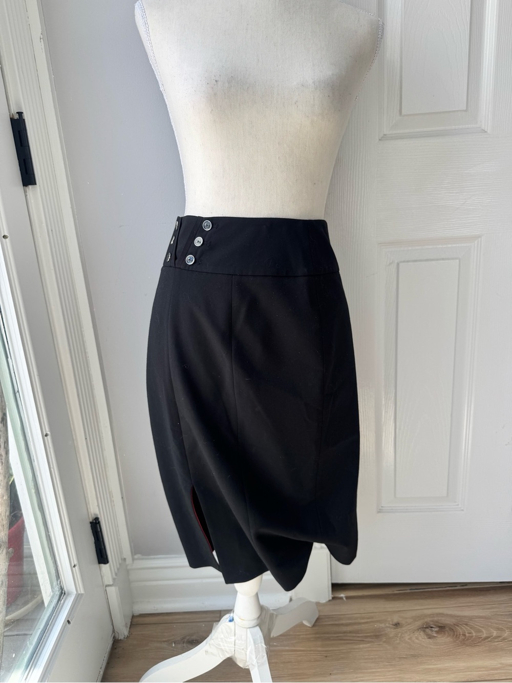 White House Black Market Black Pencil Skirt
